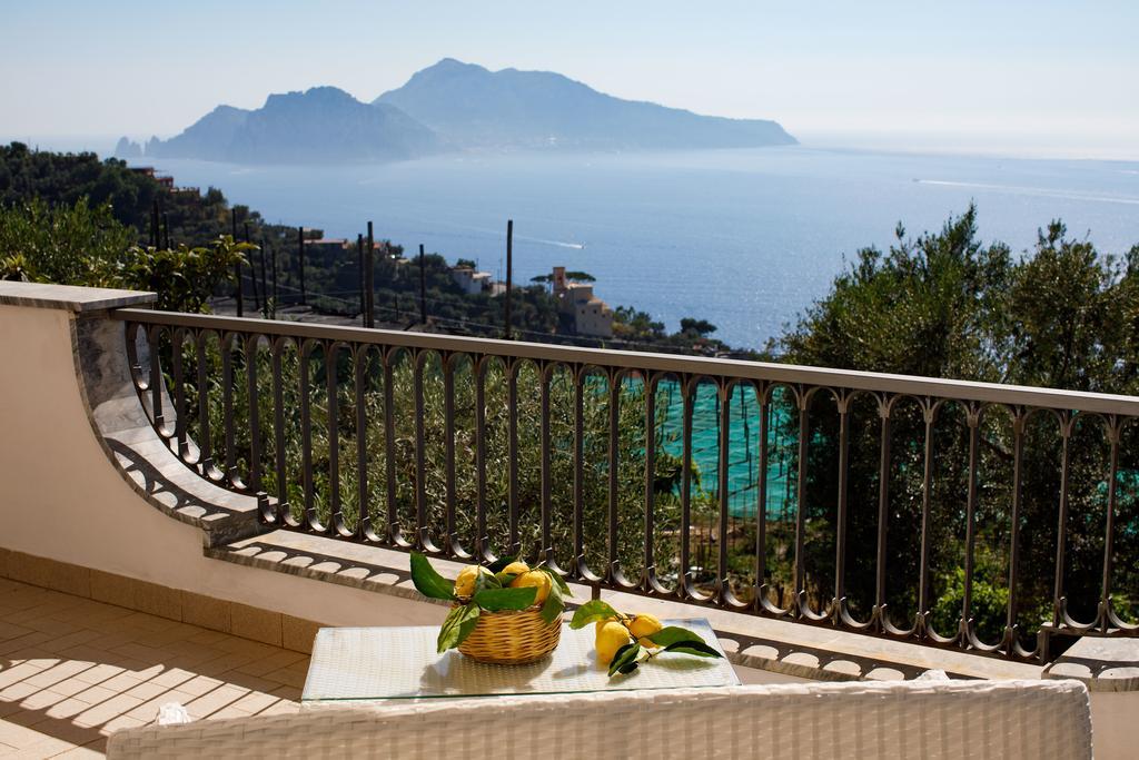 Appartement Il Nido Del Gabbiano à Massa Lubrense Extérieur photo